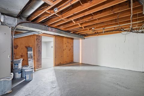 Tiny photo for 5109 Ranstead Court 9 #9, Columbus, OH 43220 (MLS # 226008127)