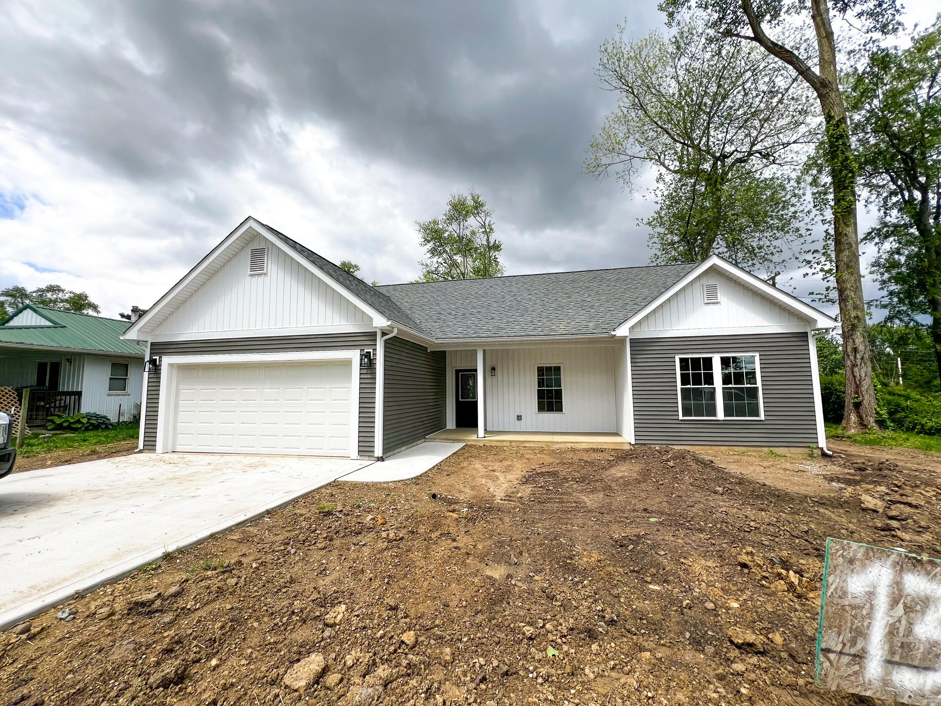 13541 Queen Road, Thornville, Ohio image 3