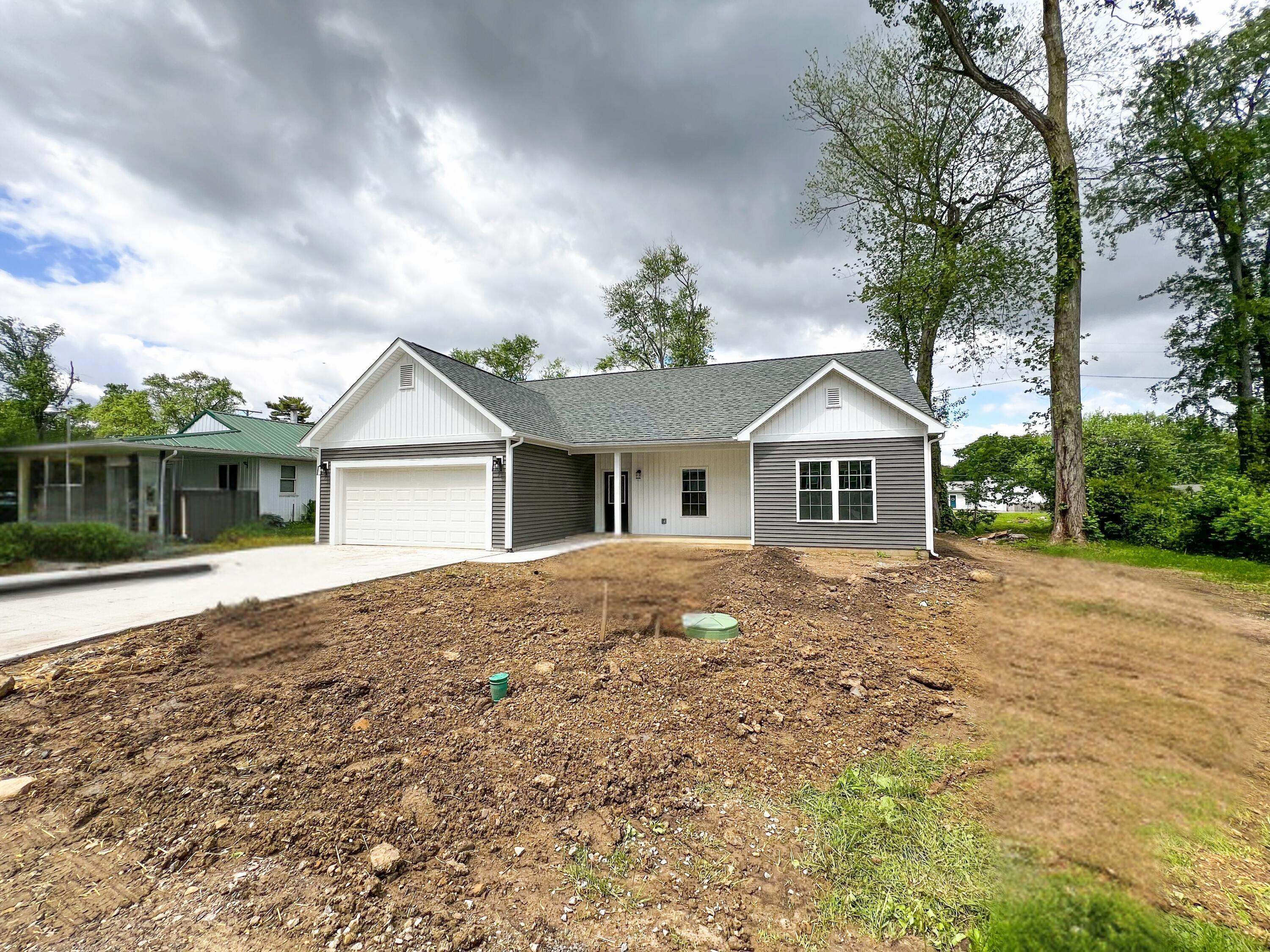 13541 Queen Road, Thornville, Ohio image 2