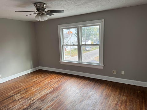 Photo of 155 N Chase Avenue, Columbus, OH 43204 (MLS # 226038756)