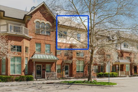 Photo of 53 Buttles Avenue, Columbus, OH 43215 (MLS # 226011764)