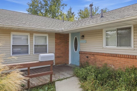 Tiny photo for 1739 Pickering Drive, Reynoldsburg, OH 43068 (MLS # 226036210)