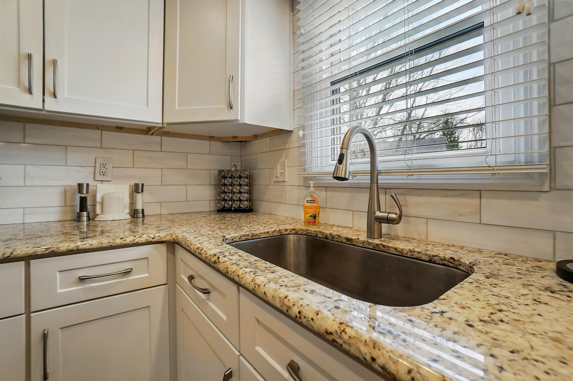 1085 Bryan Drive, Westerville, Ohio image 26