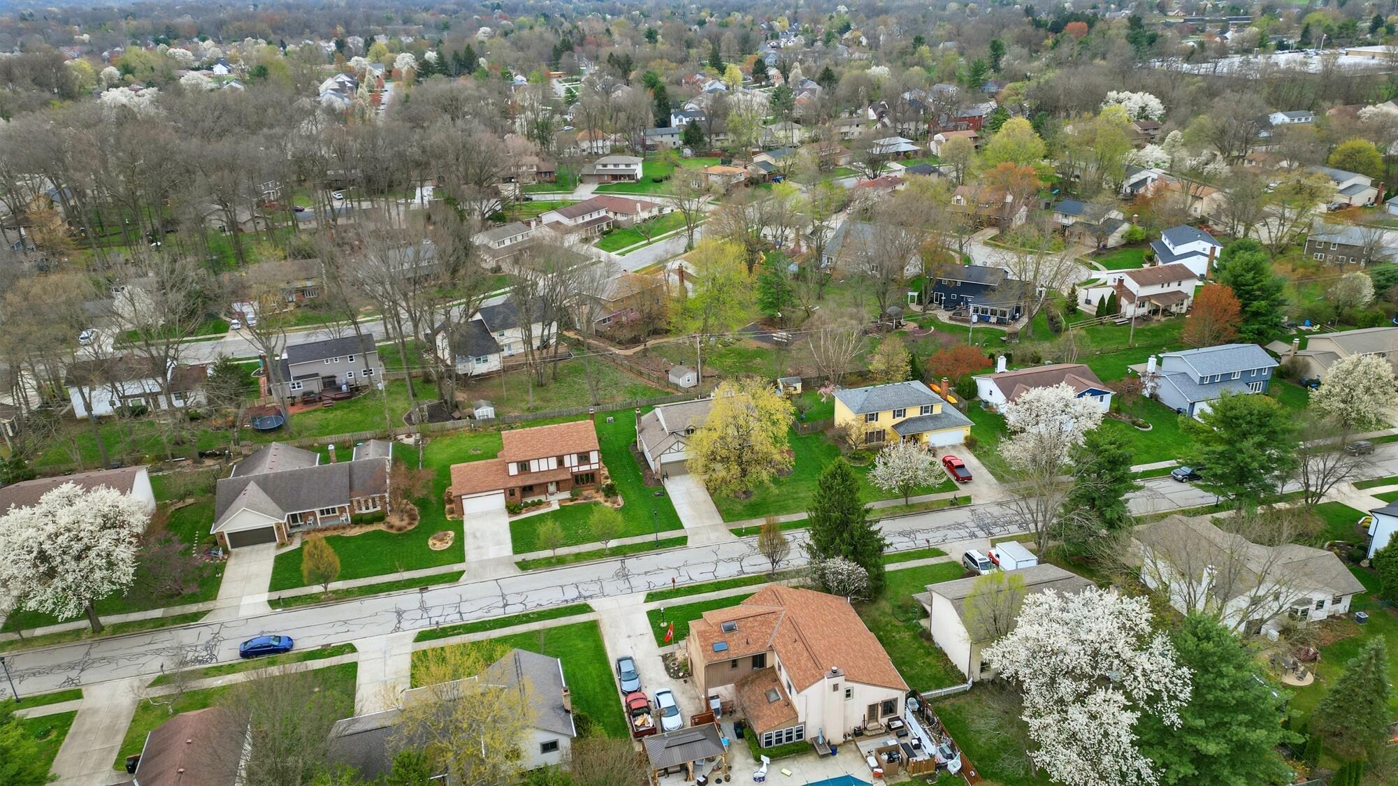 1085 Bryan Drive, Westerville, Ohio image 6