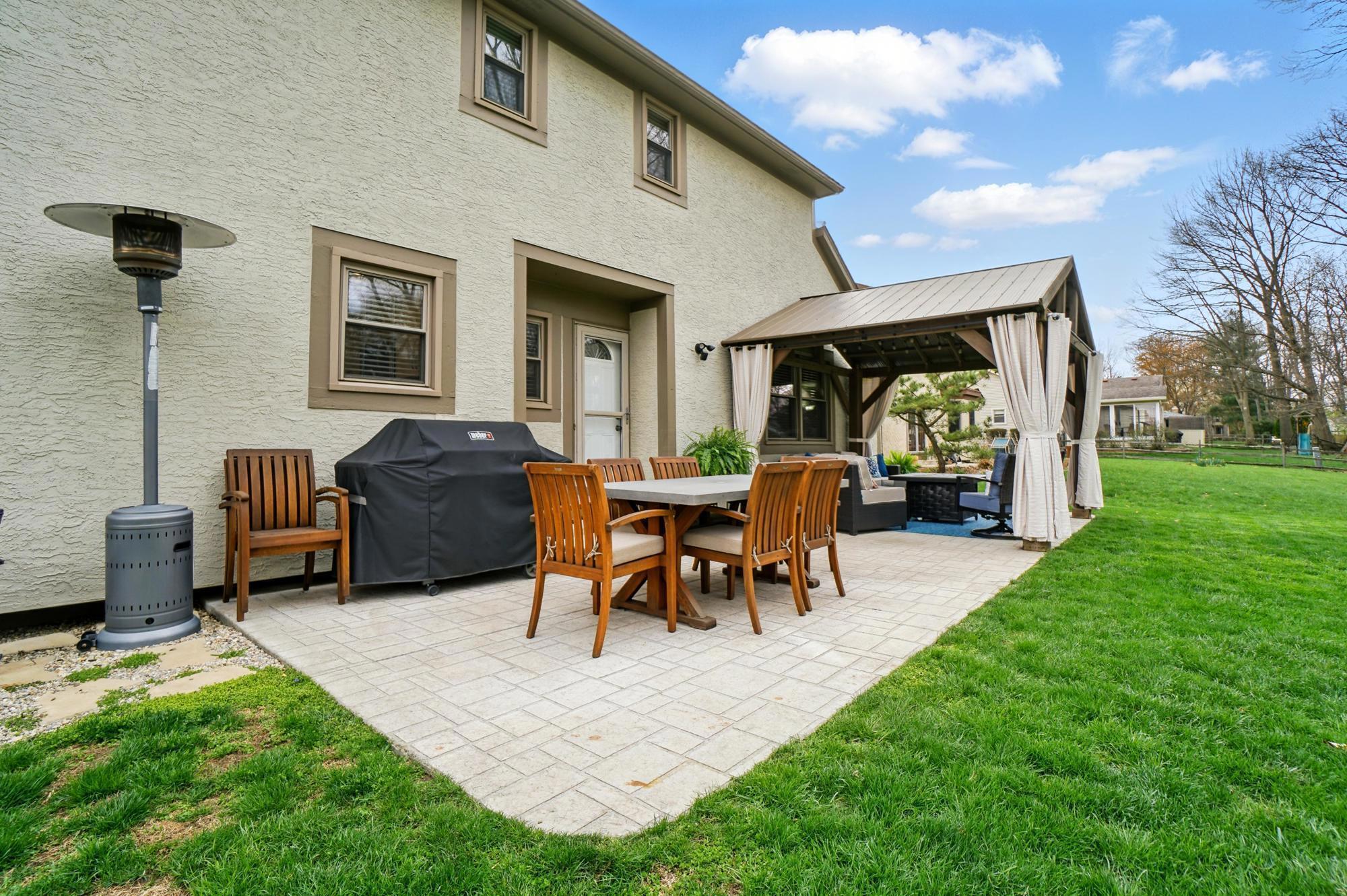 1085 Bryan Drive, Westerville, Ohio image 9