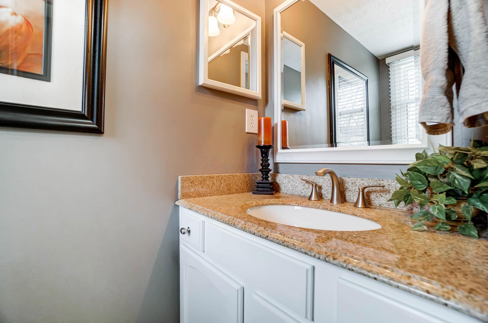 1085 Bryan Drive, Westerville, Ohio image 29