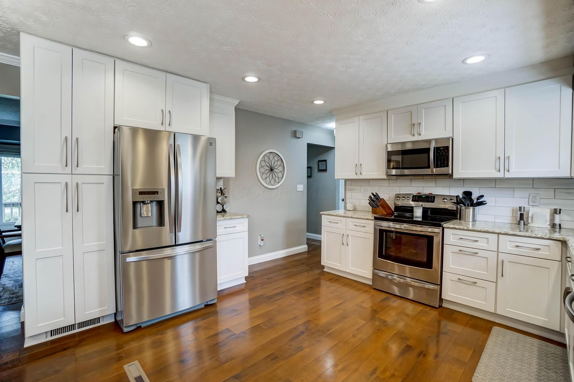 1085 Bryan Drive, Westerville, Ohio image 24
