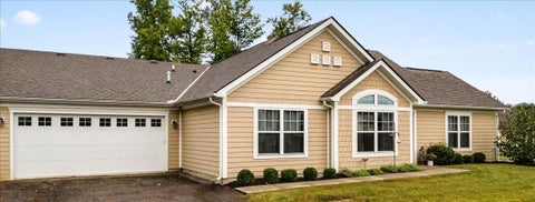 Photo of 106 Narragansett Drive, Buckeye Lake, OH 43008 (MLS # 226034957)