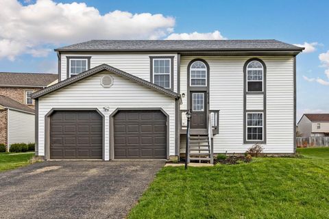 Photo of 6078 Brook Bay Court, Canal Winchester, OH 43110 (MLS # 226009793)