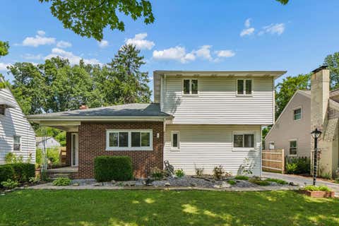 Photo of 2802 Wildwood Road, Columbus, OH 43231 (MLS # 226031779)