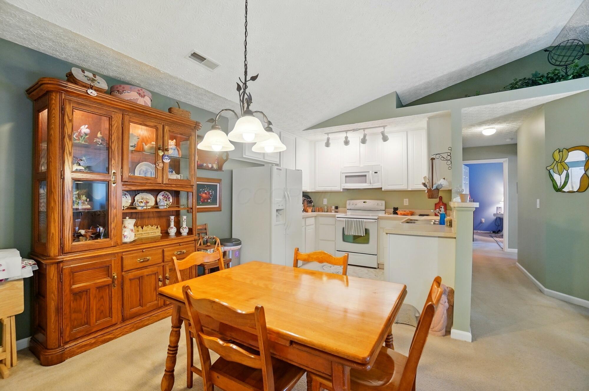 7950 Chapel Stone Road, Blacklick, Ohio image 14