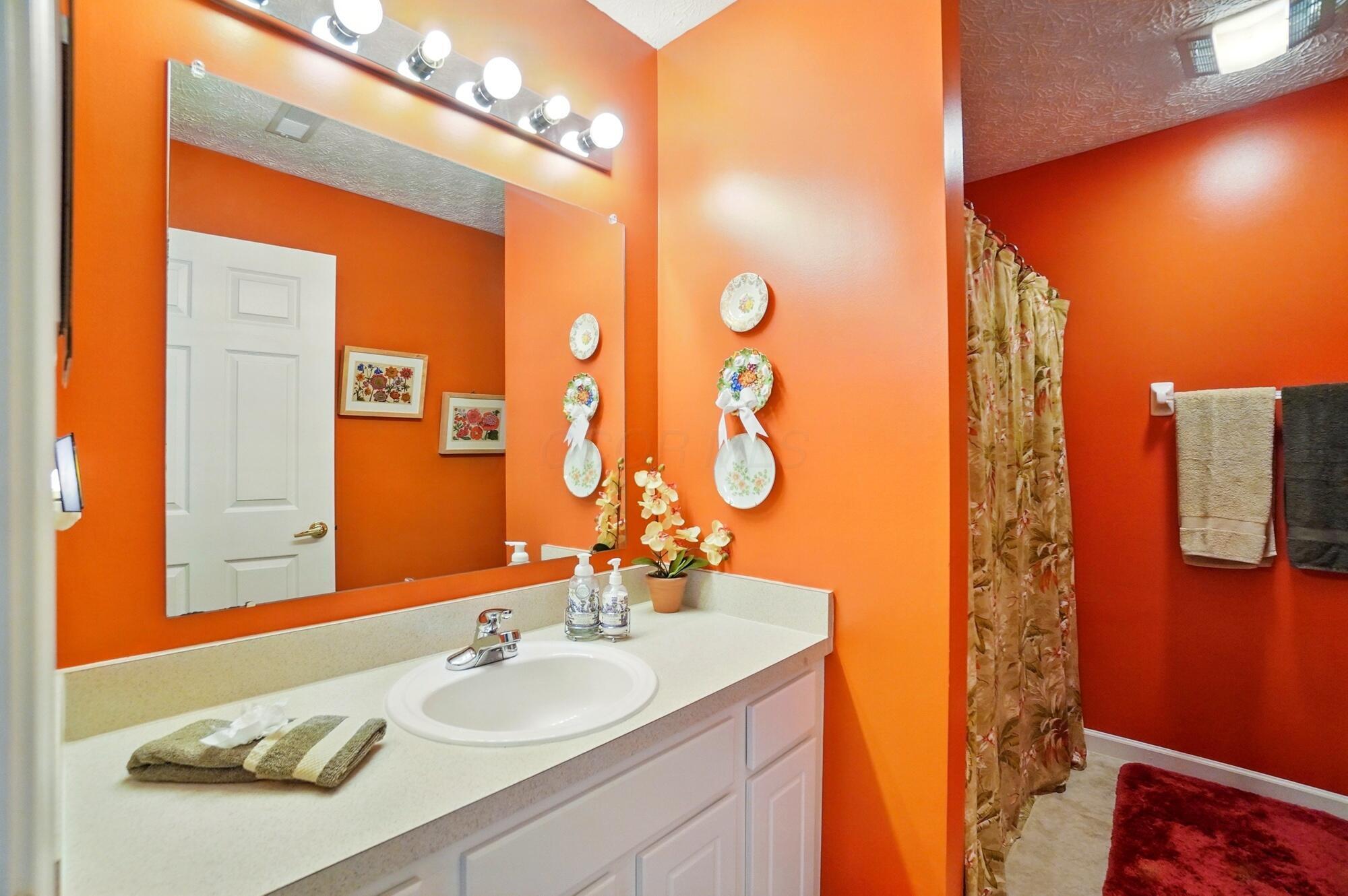 7950 Chapel Stone Road, Blacklick, Ohio image 28
