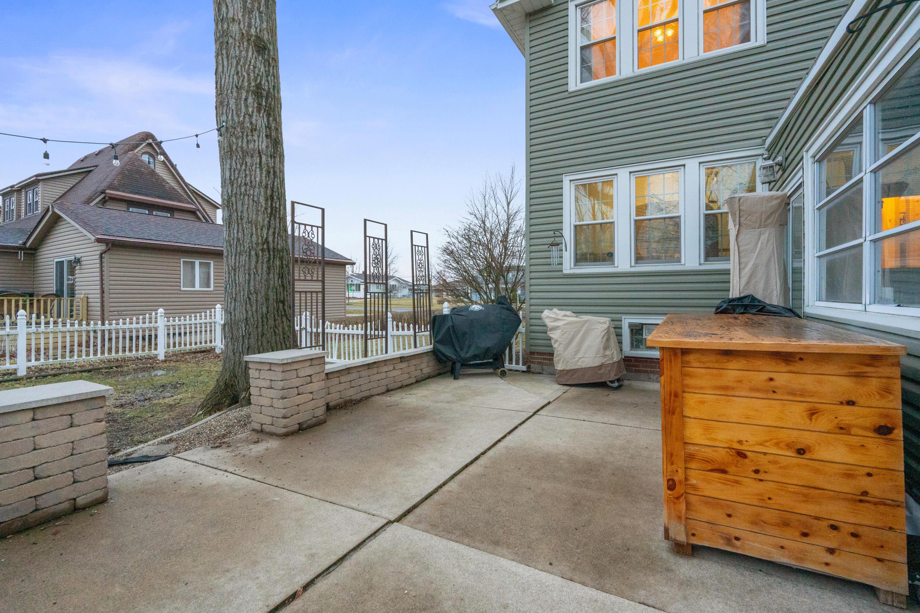 905 S Myrtle Avenue, Willard, Ohio image 36