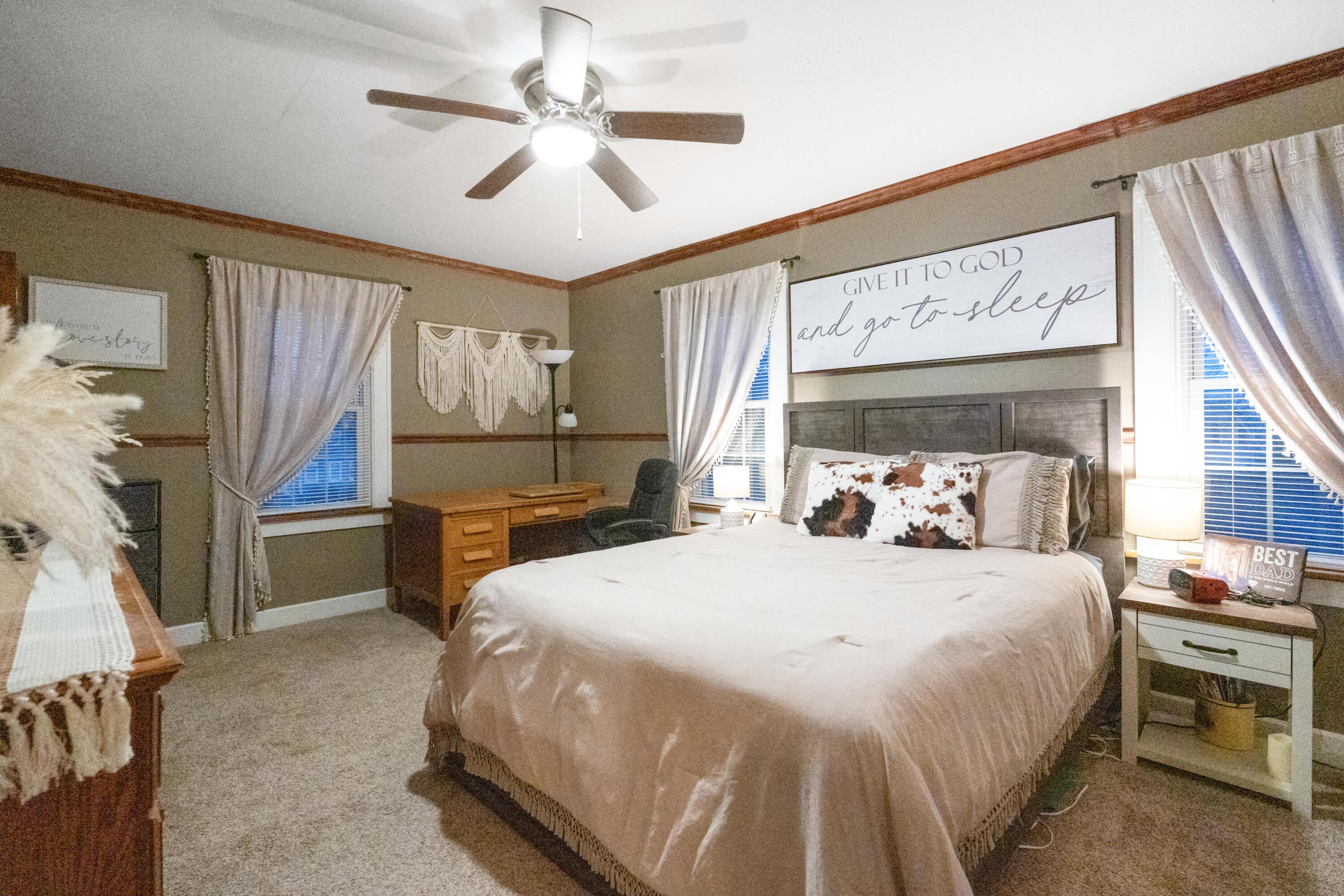 905 S Myrtle Avenue, Willard, Ohio image 18