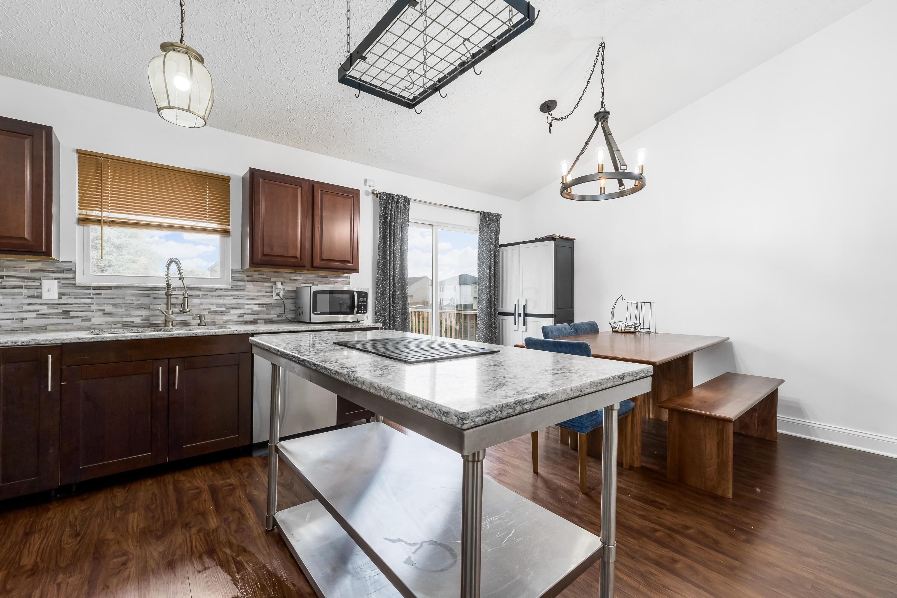 5682 Levi Kramer Boulevard, Canal Winchester, Ohio image 12