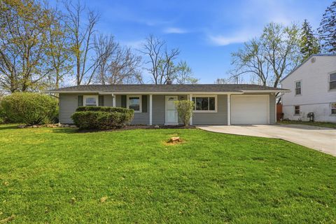 Photo of 5100 Edgeview Road, Columbus, OH 43207 (MLS # 226011423)