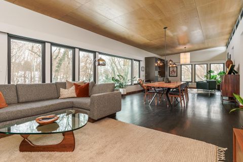 Photo of 2837 Canterbury Lane, Columbus, OH 43221 (MLS # 226004377)