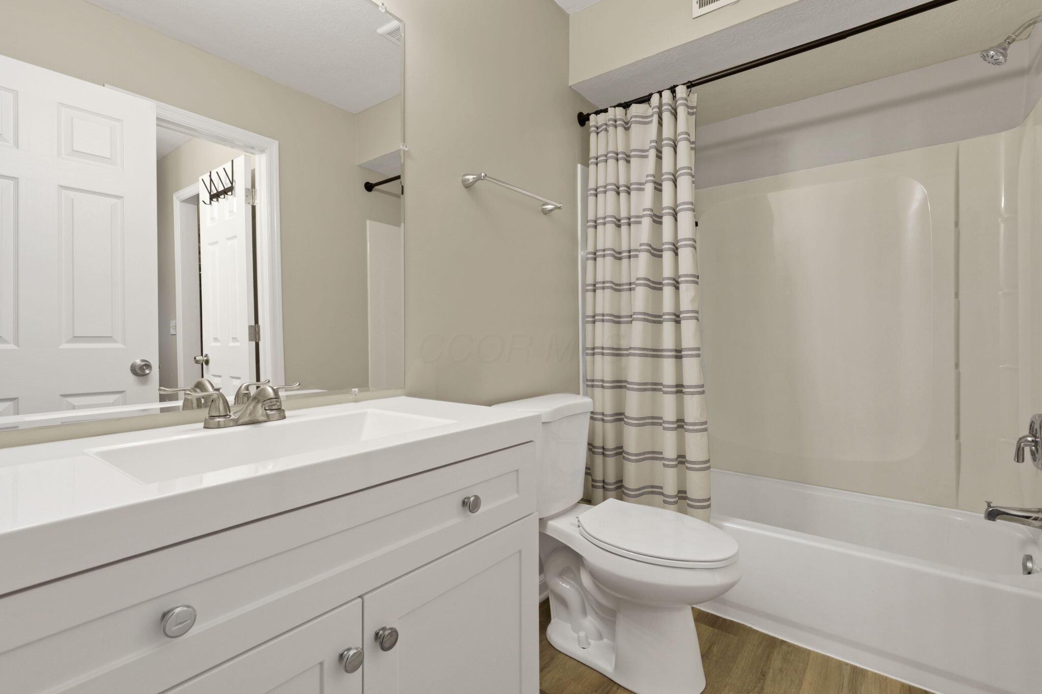 4832 Bay Grove Court, Groveport, Ohio image 29
