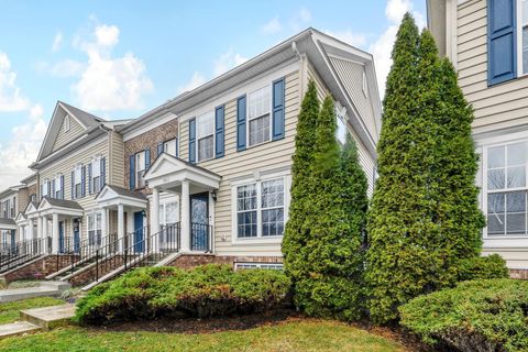 Photo of 3863 Preserve Crossing Boulevard 47 #47, Columbus, OH 43230 (MLS # 226006272)