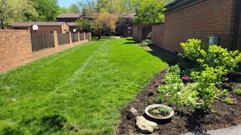 Tiny photo for 135 Glen Circle, Worthington, OH 43085 (MLS # 226013130)