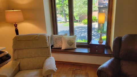 Tiny photo for 135 Glen Circle, Worthington, OH 43085 (MLS # 226013130)