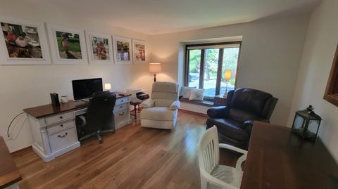 Tiny photo for 135 Glen Circle, Worthington, OH 43085 (MLS # 226013130)