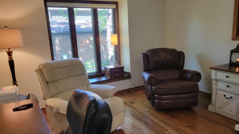 Tiny photo for 135 Glen Circle, Worthington, OH 43085 (MLS # 226013130)