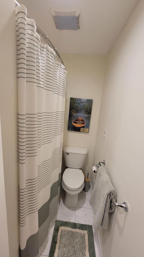 Tiny photo for 135 Glen Circle, Worthington, OH 43085 (MLS # 226013130)