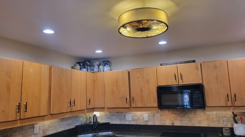 Tiny photo for 135 Glen Circle, Worthington, OH 43085 (MLS # 226013130)