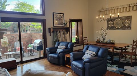 Tiny photo for 135 Glen Circle, Worthington, OH 43085 (MLS # 226013130)