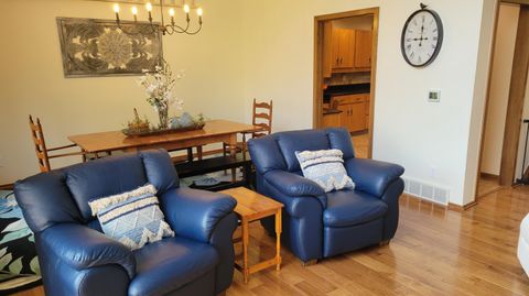 Tiny photo for 135 Glen Circle, Worthington, OH 43085 (MLS # 226013130)