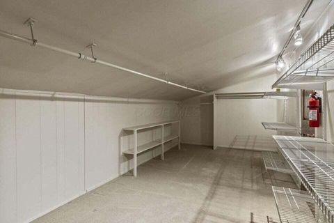 Tiny photo for 135 Glen Circle, Worthington, OH 43085 (MLS # 226013130)