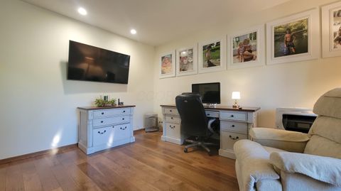 Tiny photo for 135 Glen Circle, Worthington, OH 43085 (MLS # 226013130)