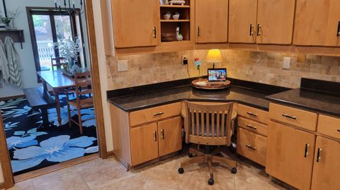 Tiny photo for 135 Glen Circle, Worthington, OH 43085 (MLS # 226013130)