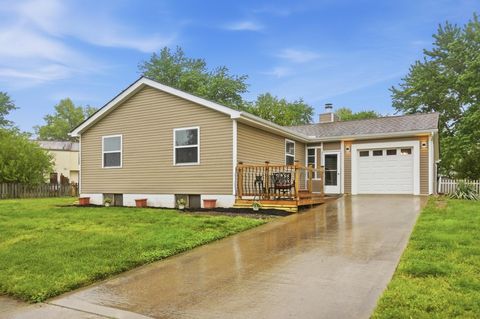 Photo of 5242 Columbine Court, Columbus, OH 43230 (MLS # 226014548)