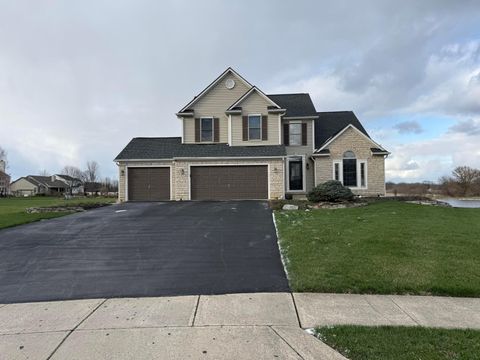 Photo of 4311 Grathrine Court, Lewis Center, OH 43035 (MLS # 226008008)