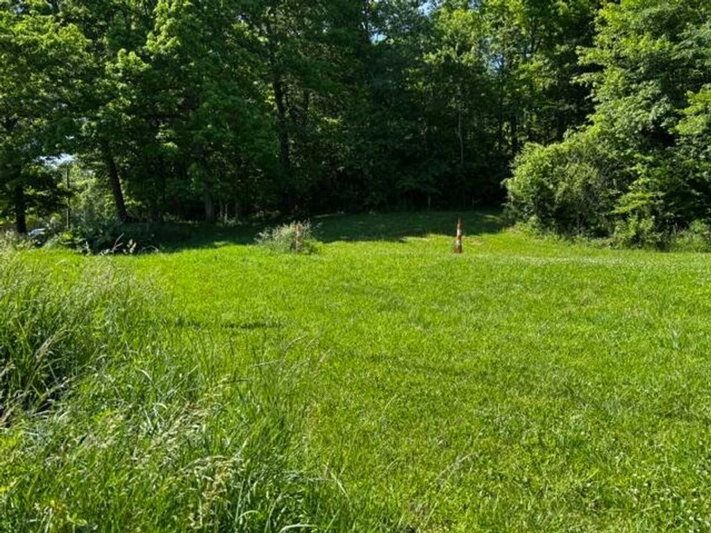 Photo of 5618 Grumms Lane NE, Newark, OH 43055 (MLS # 226020630)