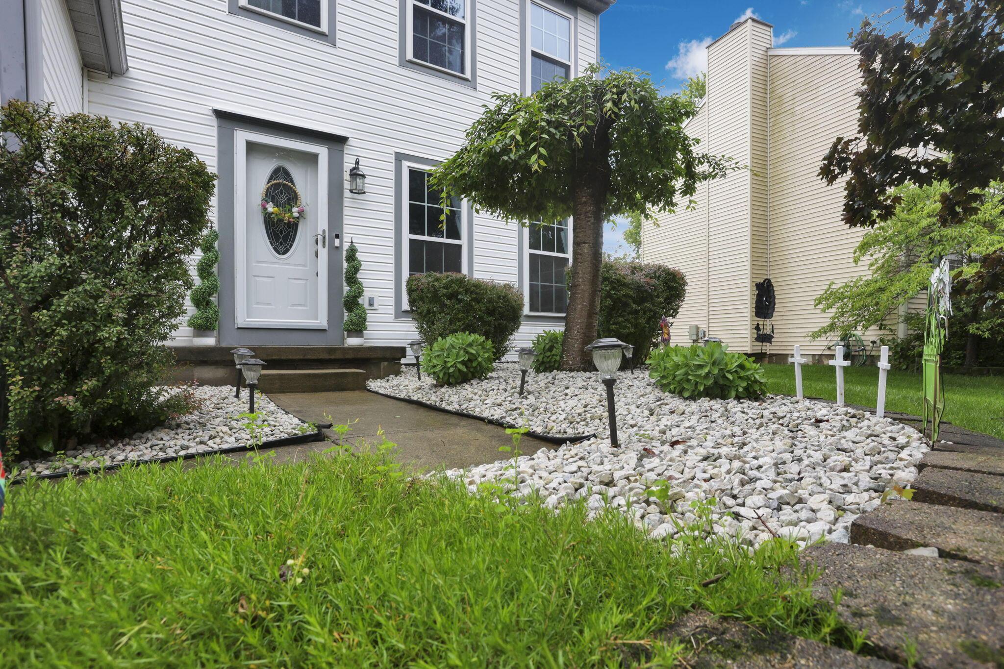 2451 Oakview Lane, Lancaster, Ohio image 4