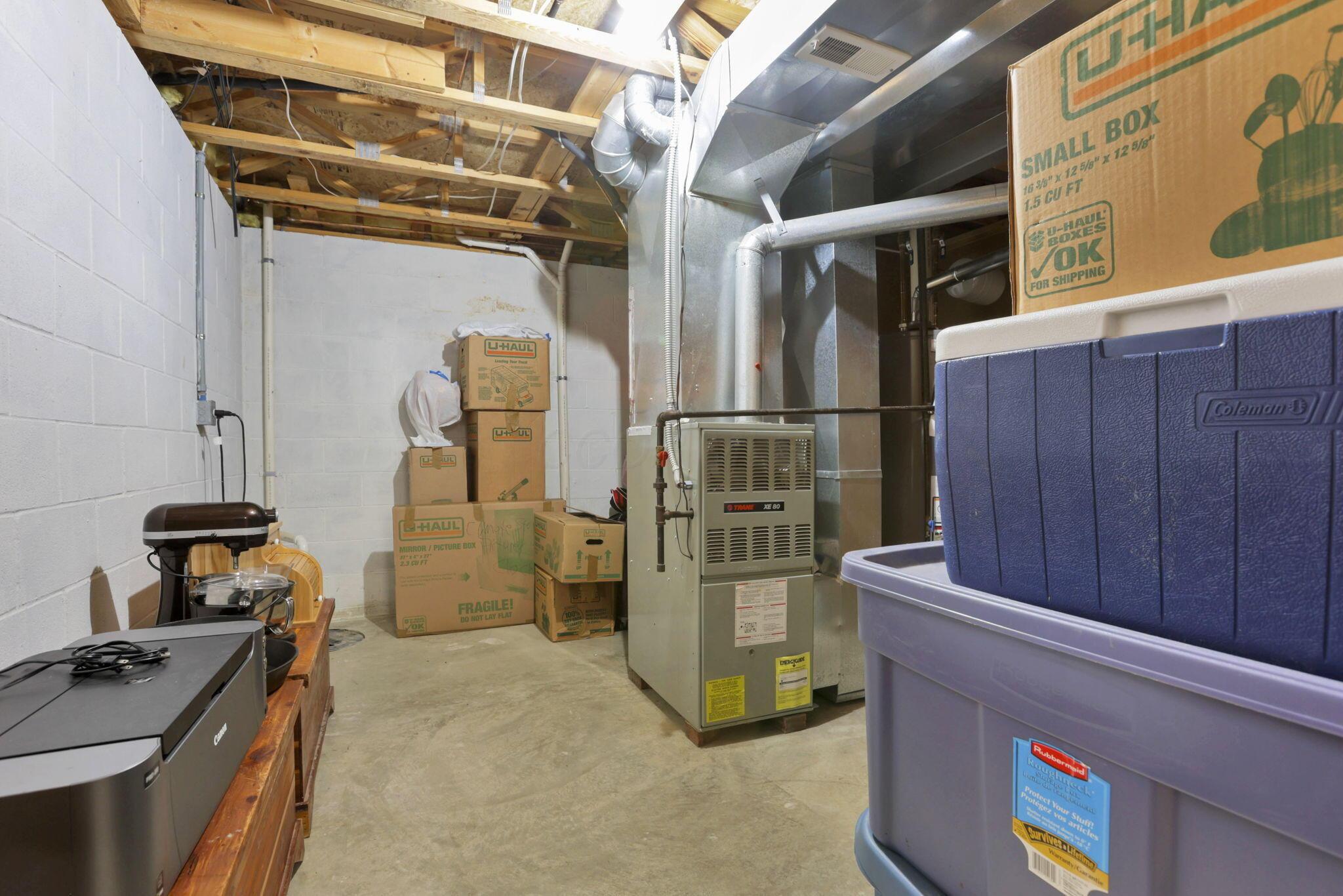 2451 Oakview Lane, Lancaster, Ohio image 33