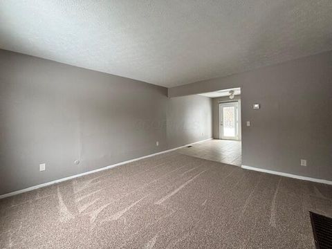 Photo of 3477 Nutcreek Court, Columbus, OH 43224 (MLS # 225045013)