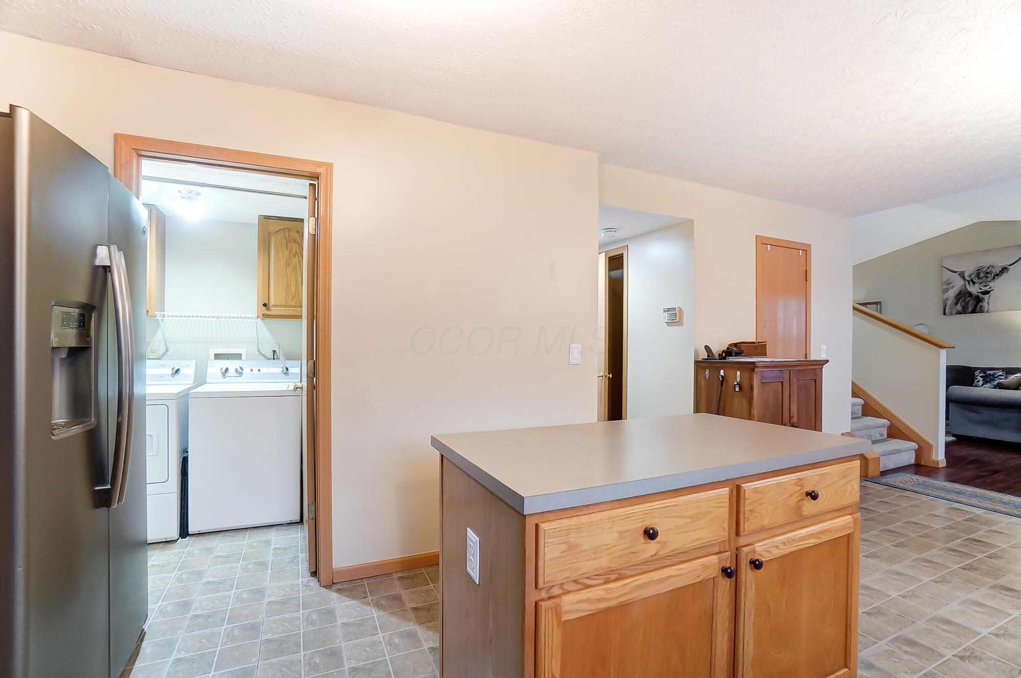 8364 Squad Drive, Galloway, Ohio image 14