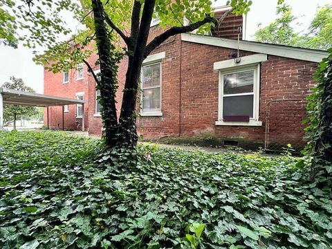 Tiny photo for 171 S Paint Street, Chillicothe, OH 45601 (MLS # 226025926)