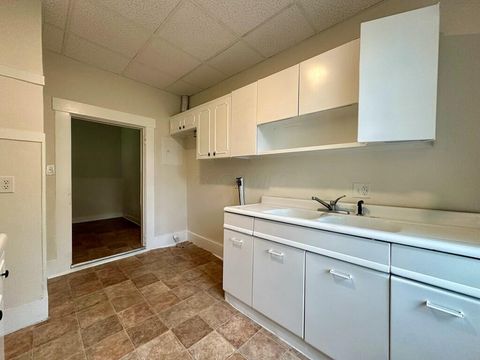Tiny photo for 171 S Paint Street, Chillicothe, OH 45601 (MLS # 226025926)