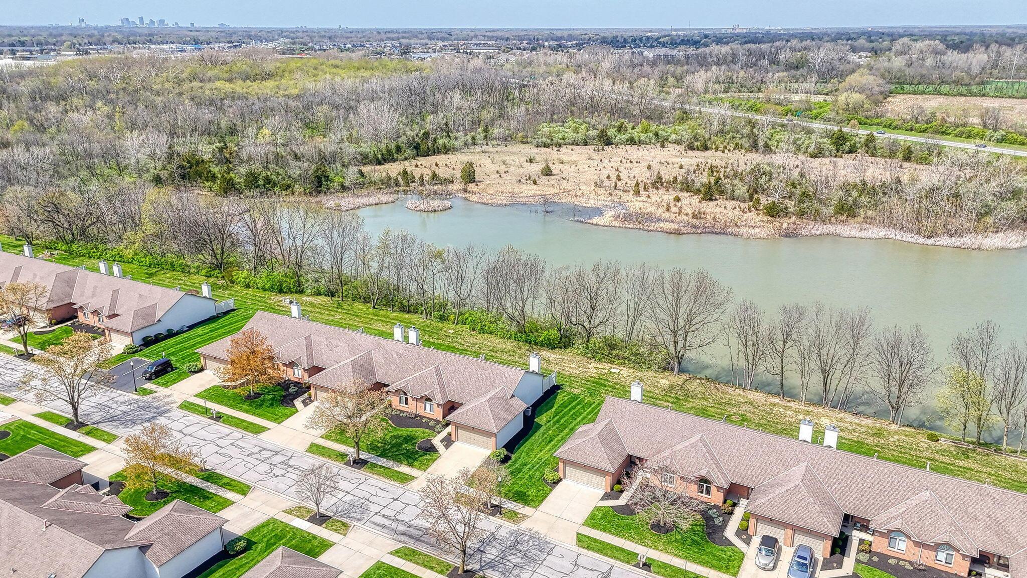 4780 Cypress Grove Drive, Groveport, Ohio image 11