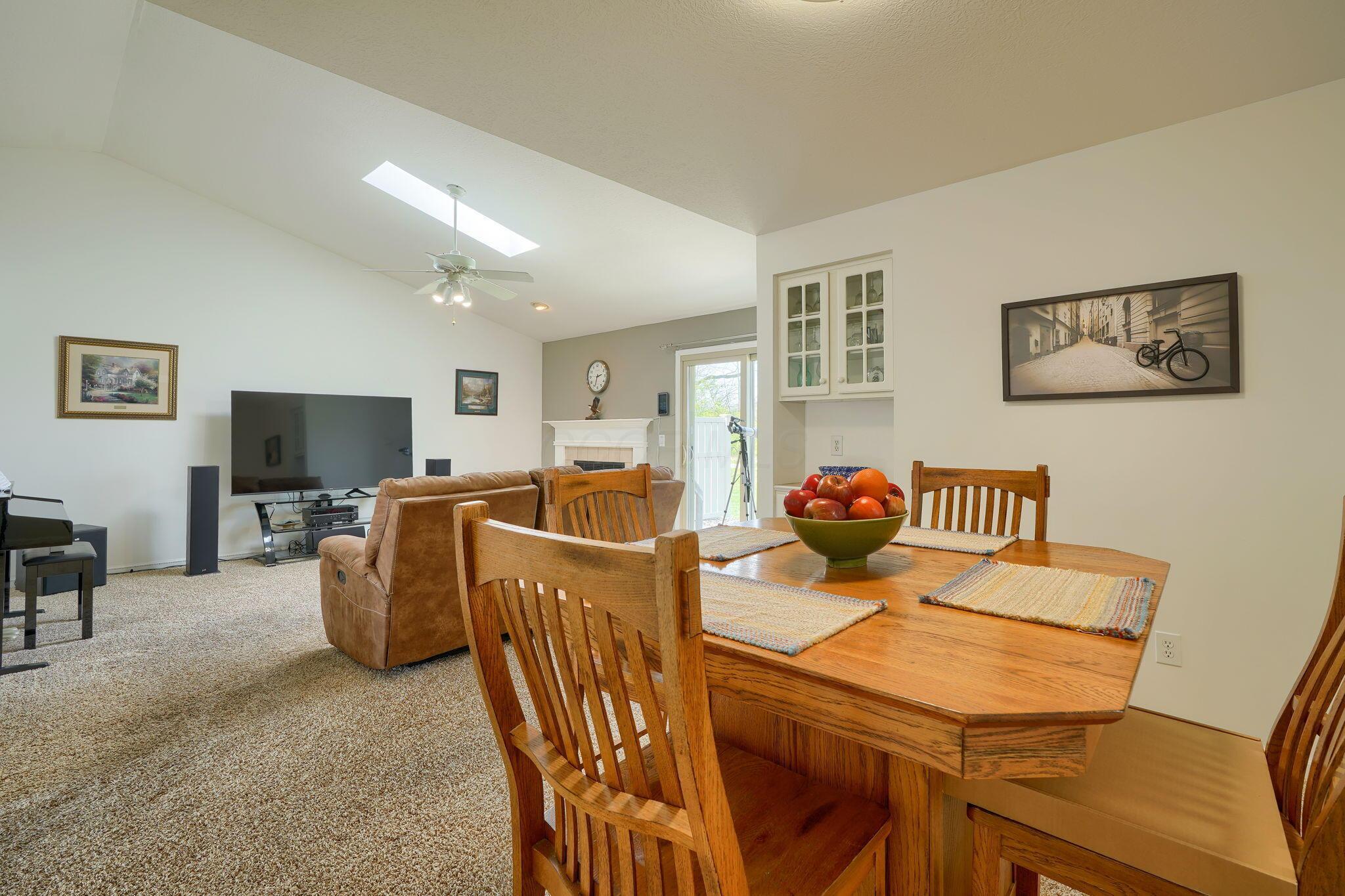 4780 Cypress Grove Drive, Groveport, Ohio image 17