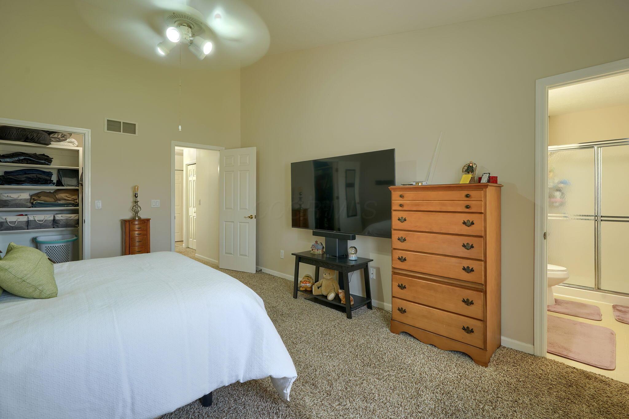 4780 Cypress Grove Drive, Groveport, Ohio image 31
