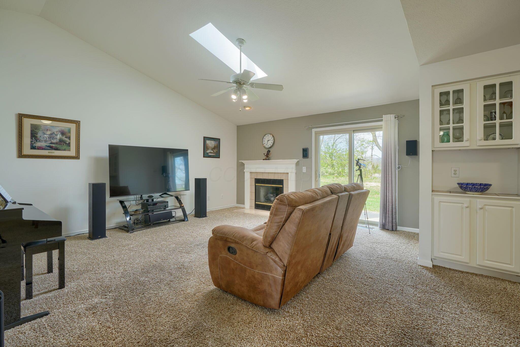4780 Cypress Grove Drive, Groveport, Ohio image 18
