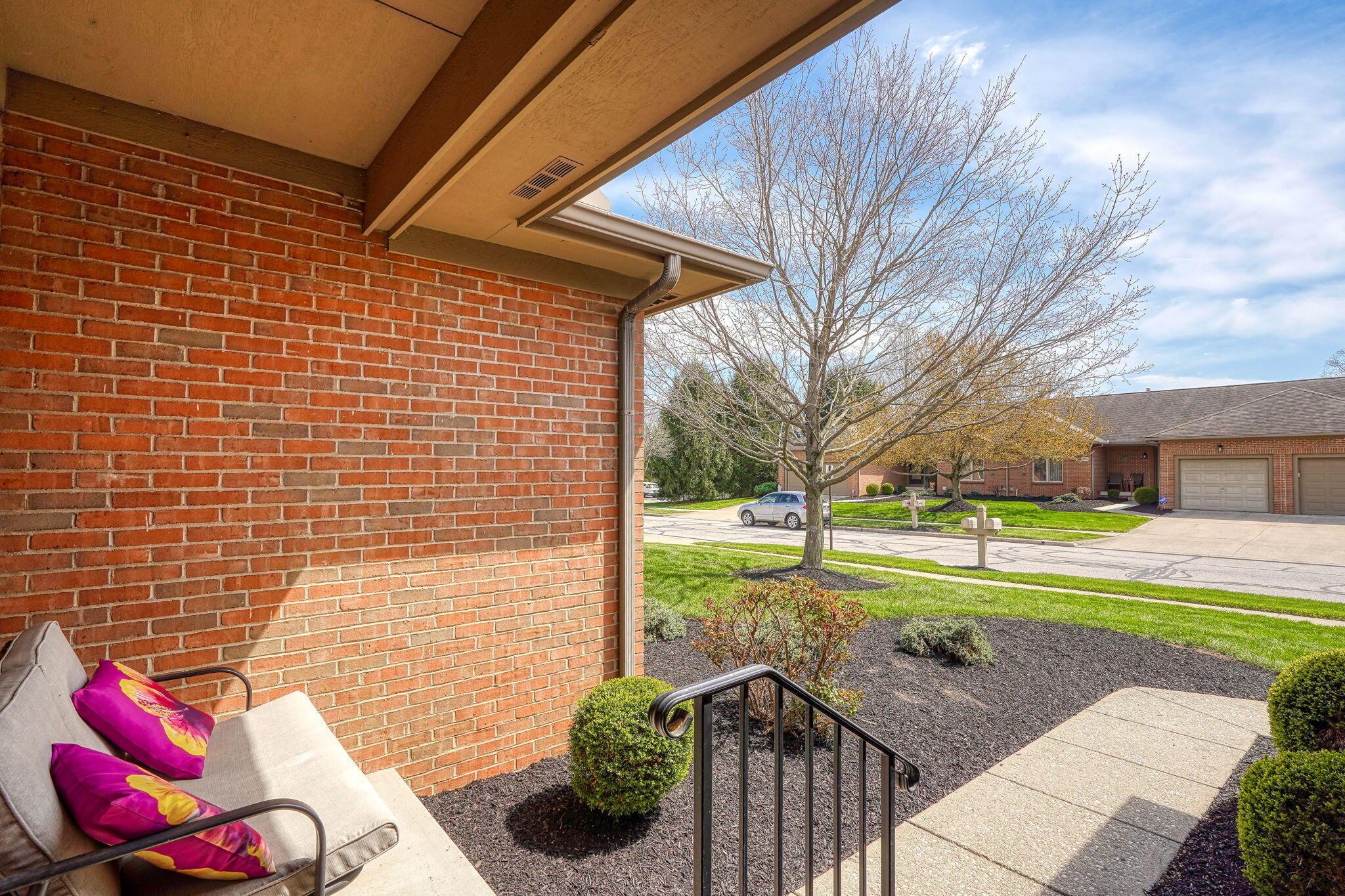 4780 Cypress Grove Drive, Groveport, Ohio image 4