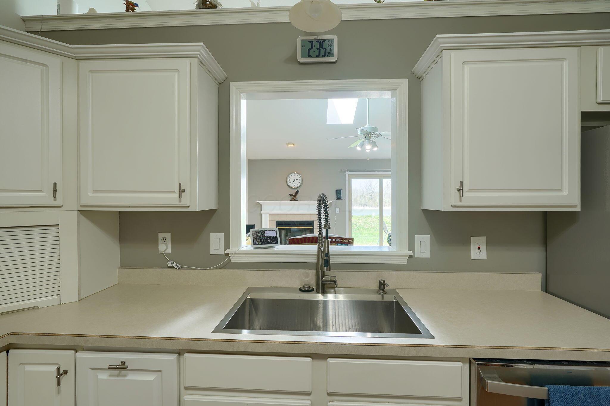 4780 Cypress Grove Drive, Groveport, Ohio image 24