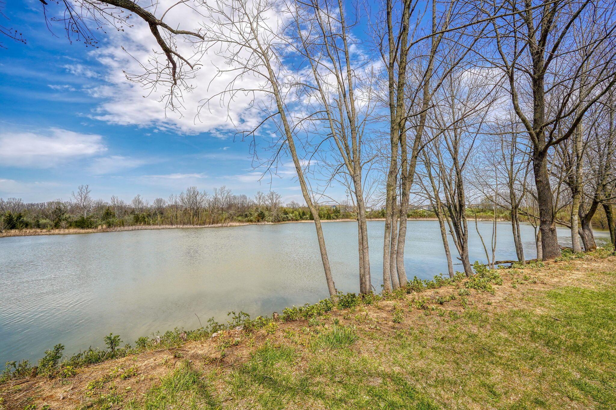 4780 Cypress Grove Drive, Groveport, Ohio image 5